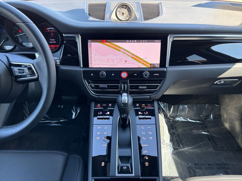 2025 PORSCHE Macan - photo 15