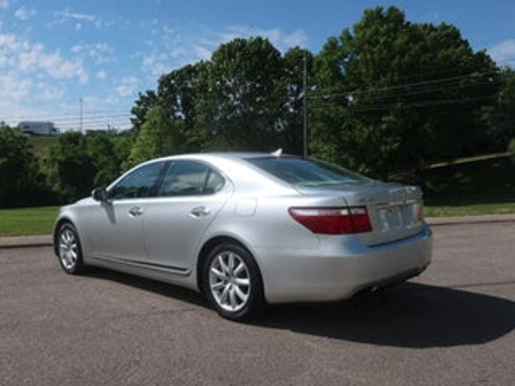 2007 LEXUS LS - photo 3