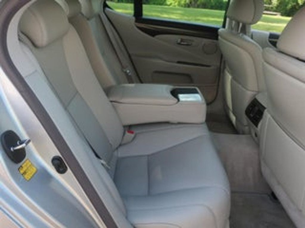2007 LEXUS LS - photo 23