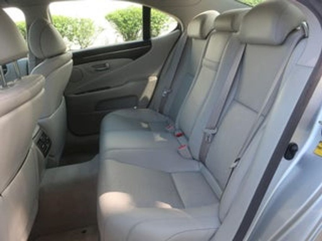 2007 LEXUS LS - photo 15