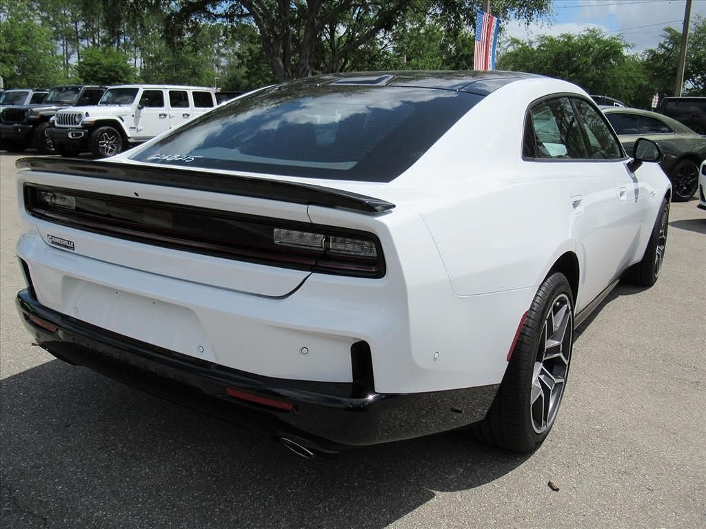 2026 DODGE Charger - photo 7