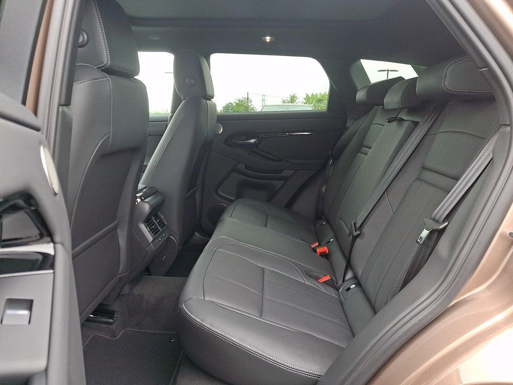 2026 LAND ROVER Range Rover Evoque - photo 8