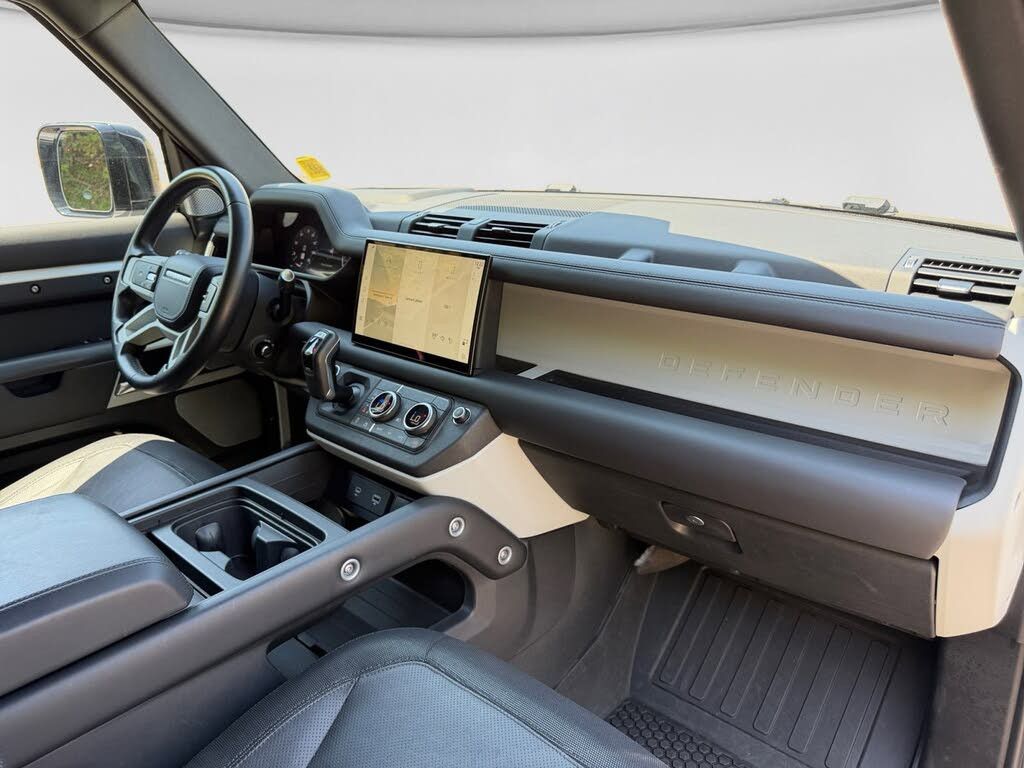 2023 LAND ROVER Defender - photo 23
