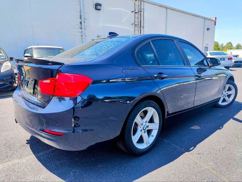 2013 BMW 328i - photo 2