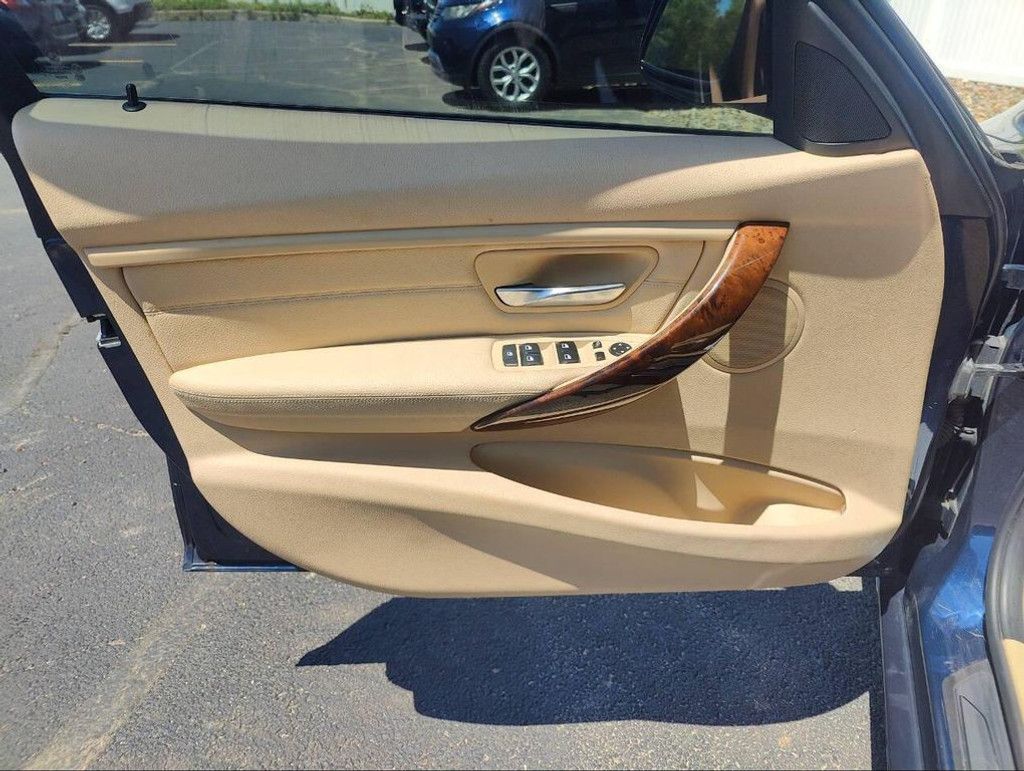 2013 BMW 328i - photo 23