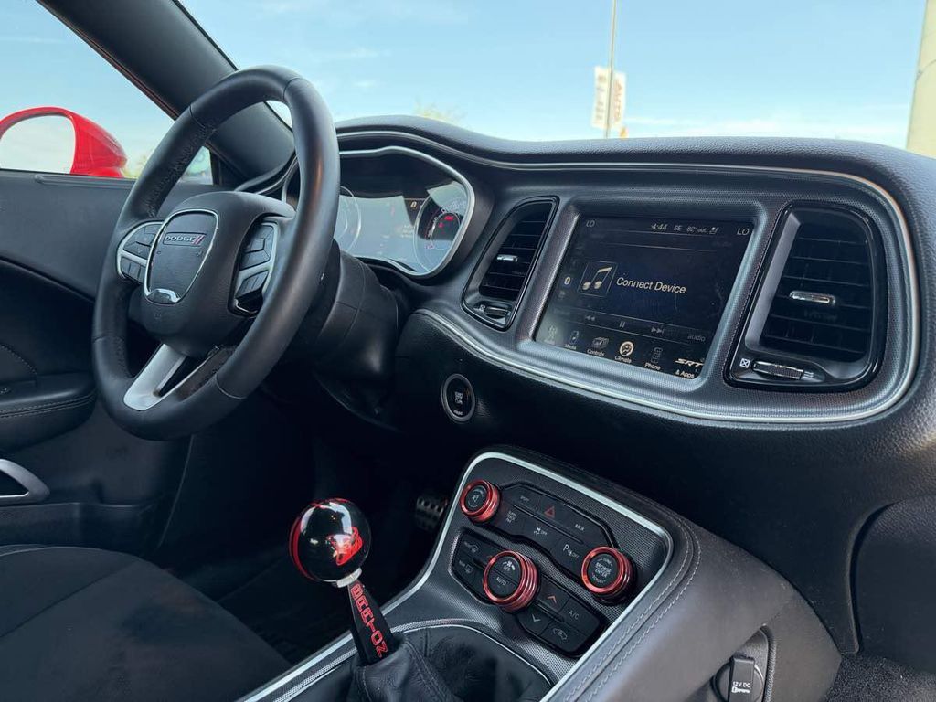 2015 Dodge Challenger - photo 27