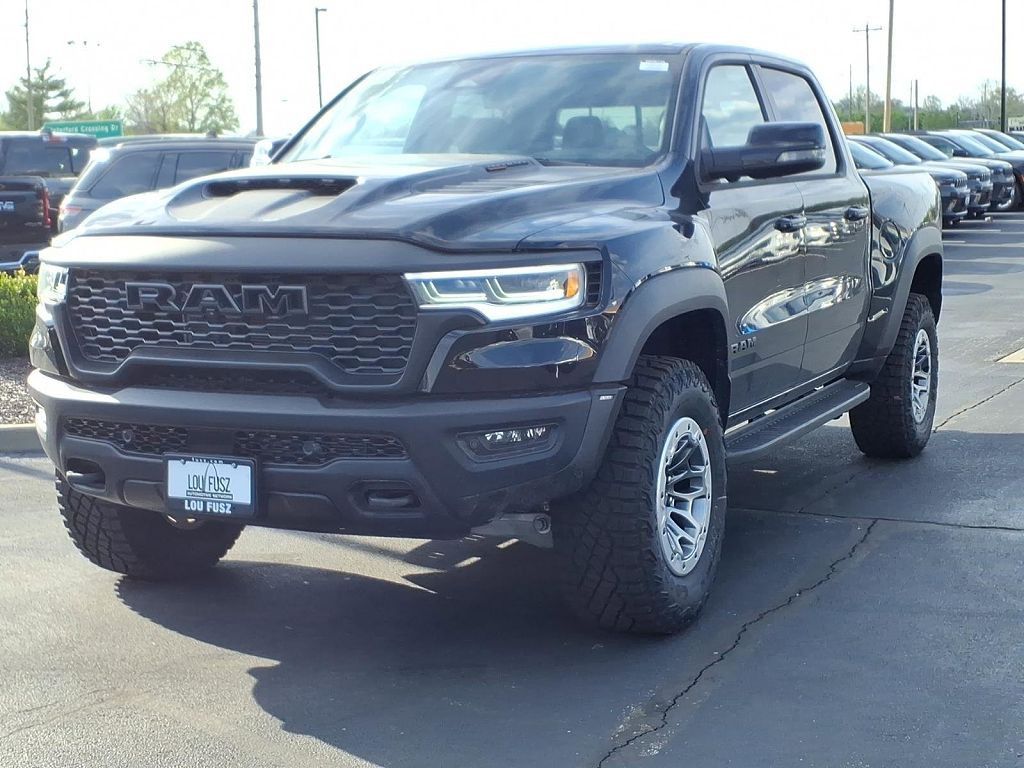 2026 RAM 1500 - photo 2