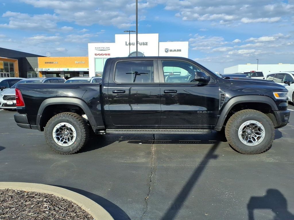 2026 RAM 1500 - photo 20