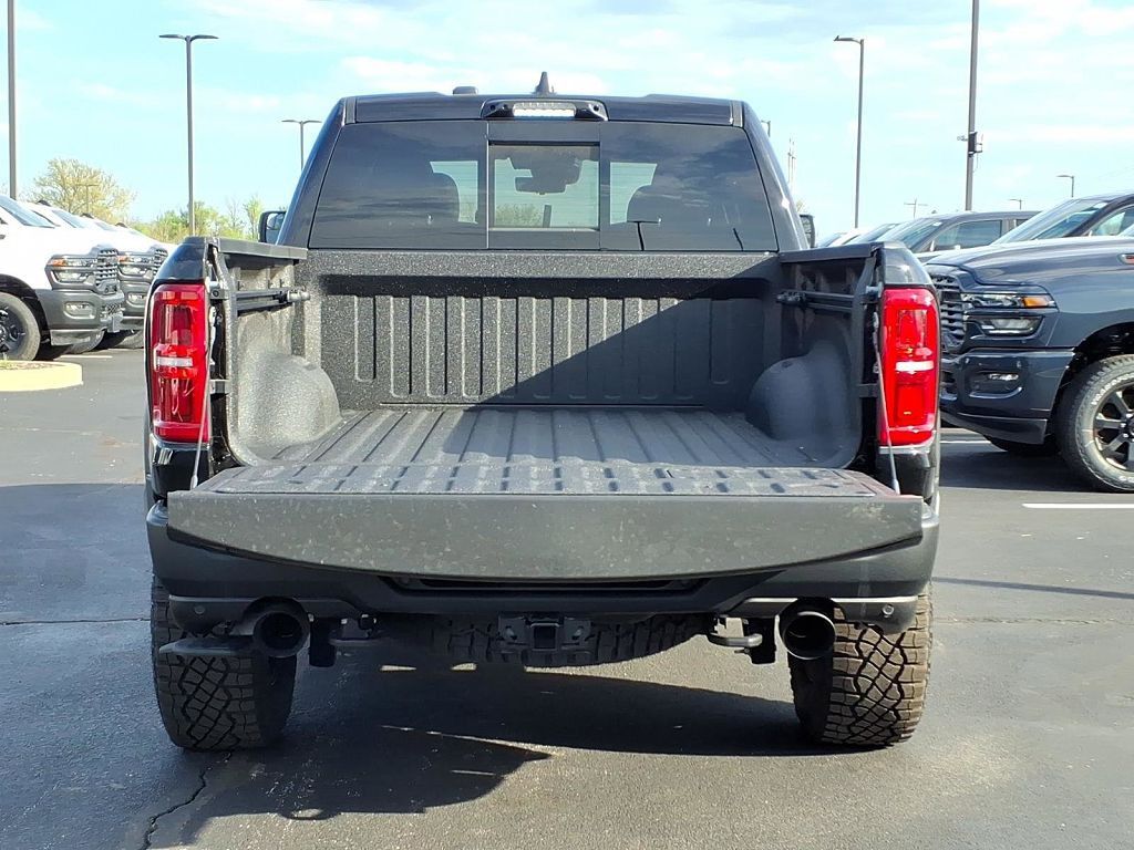 2026 RAM 1500 - photo 21