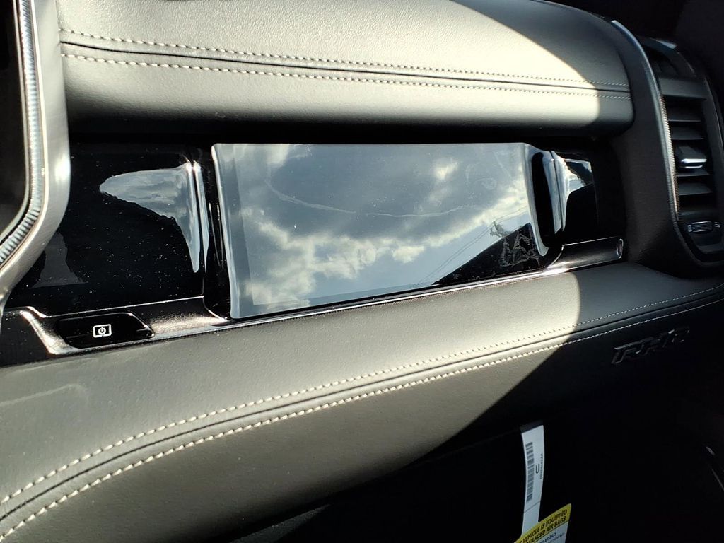 2026 RAM 1500 - photo 12
