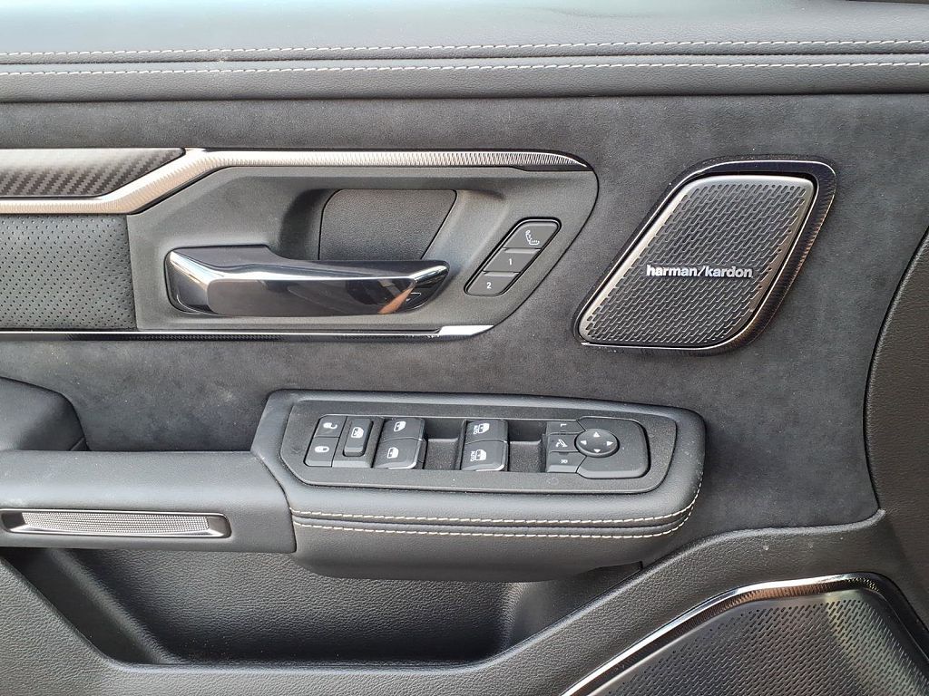 2026 RAM 1500 - photo 15
