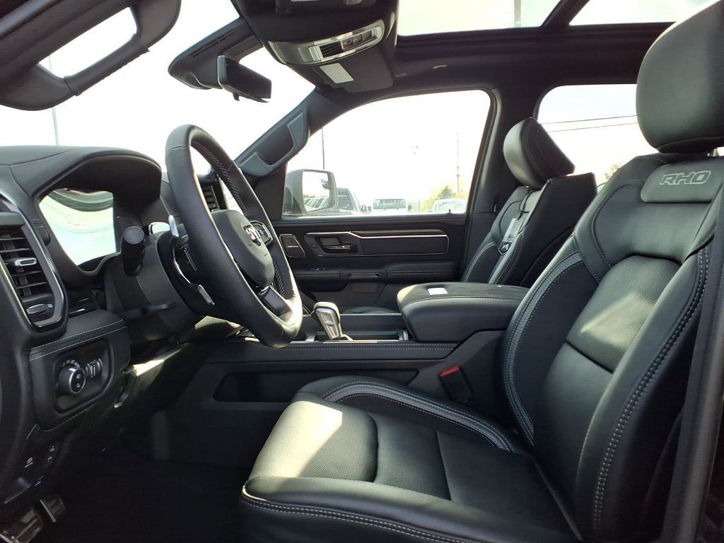 2026 RAM 1500 - photo 16