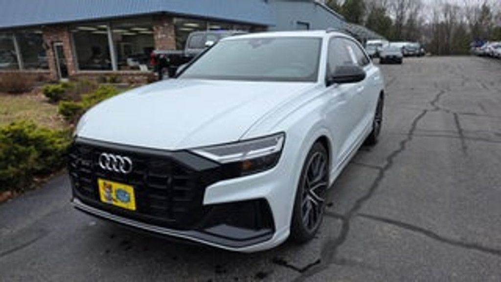 2021 AUDI SQ8 - main photo