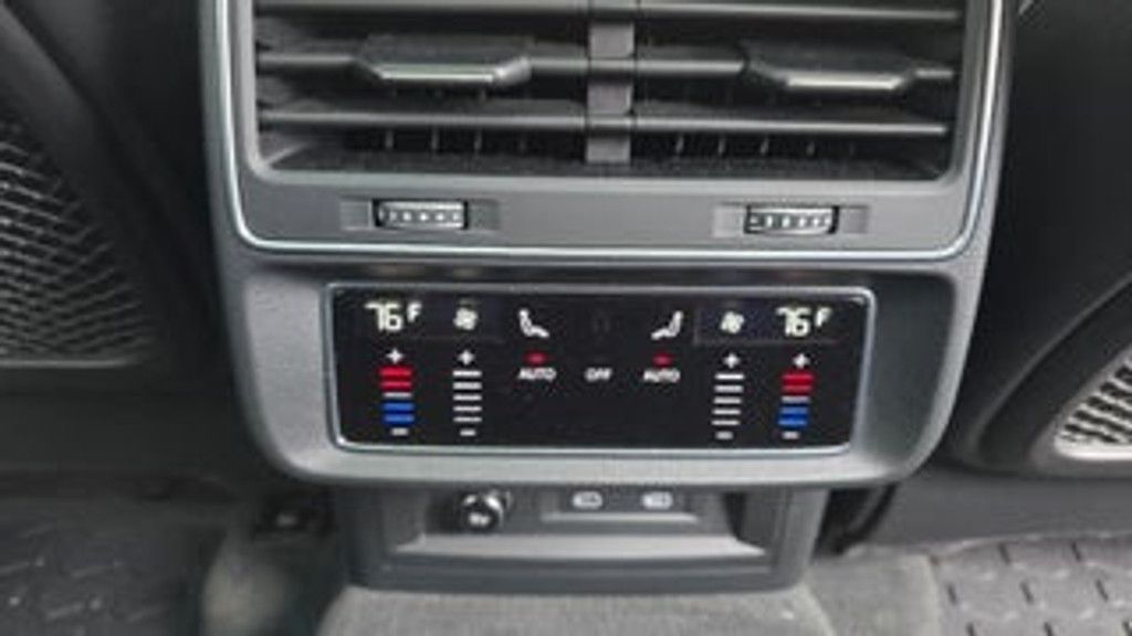 2021 AUDI SQ8 - photo 28