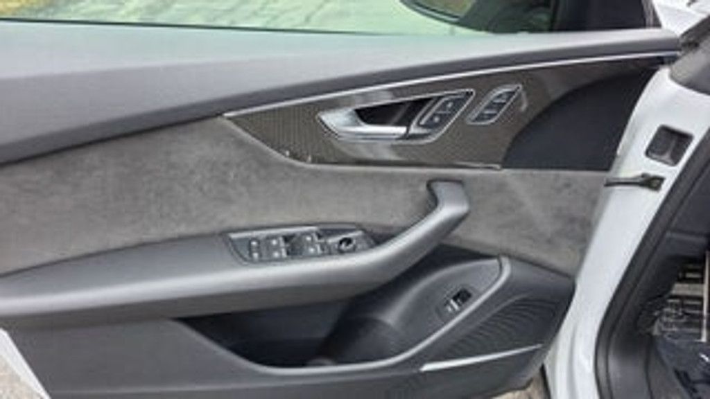 2021 AUDI SQ8 - photo 10