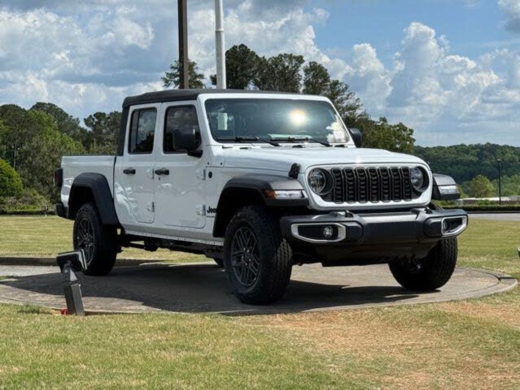 2026 Jeep Gladiator Sport