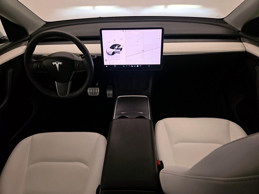 2022 TESLA Model Y - photo 9