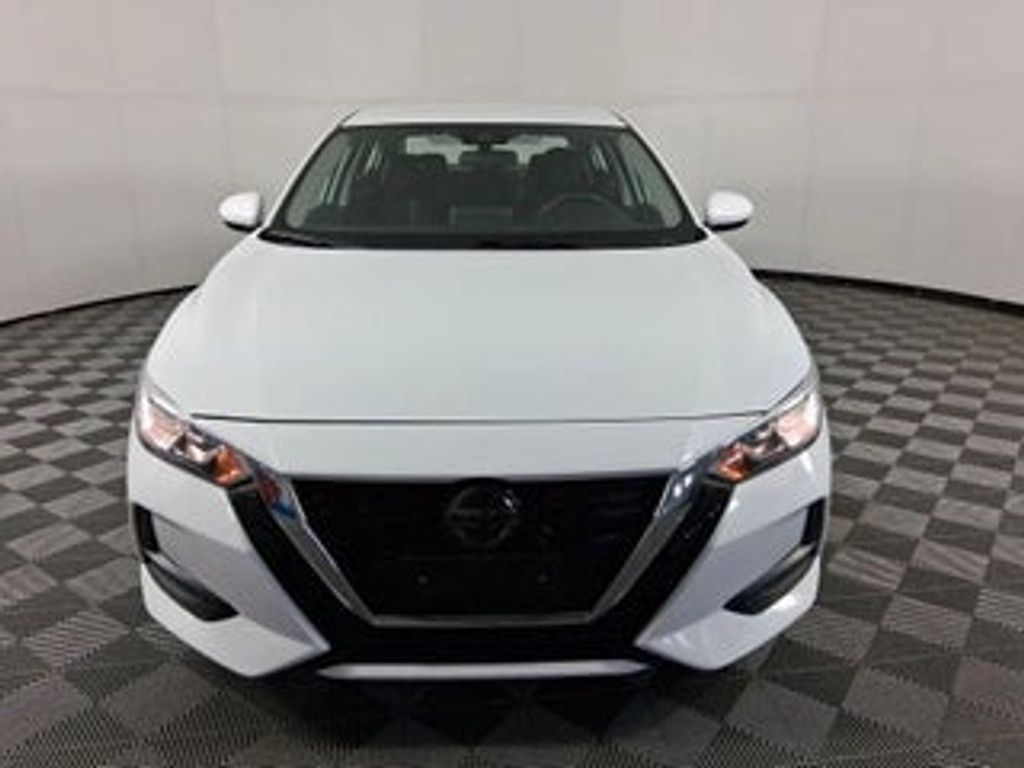 2022 NISSAN Sentra - photo 2