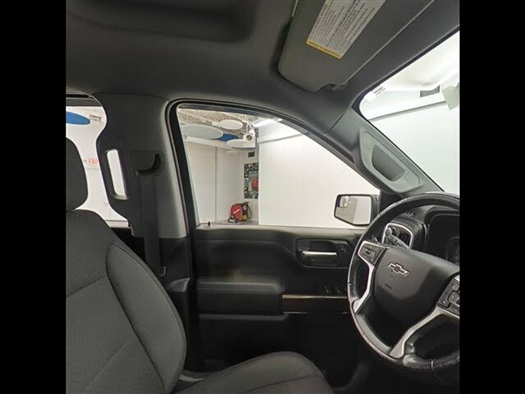 2020 CHEVROLET Silverado - photo 10