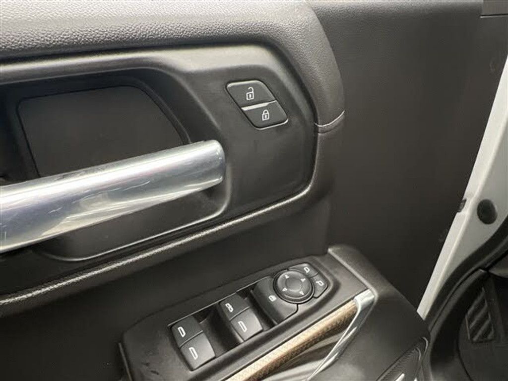 2020 CHEVROLET Silverado - photo 19