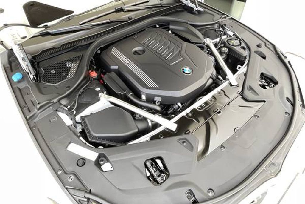2026 BMW 840i - photo 21