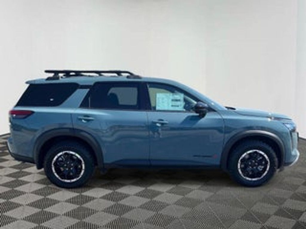 2026 GMC Terrain - photo 2