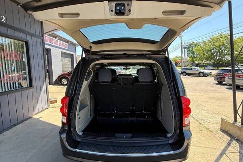 2017 DODGE Grand Caravan - photo 12