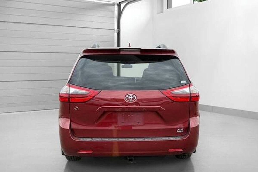 2020 TOYOTA Sienna - photo 5