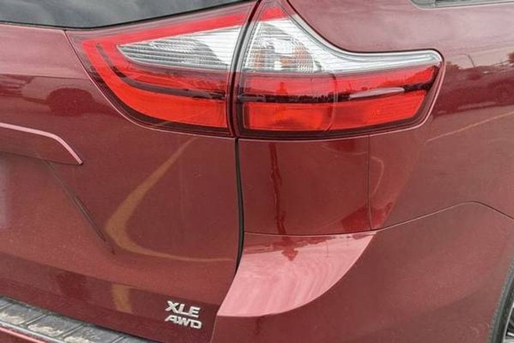 2020 TOYOTA Sienna - photo 7