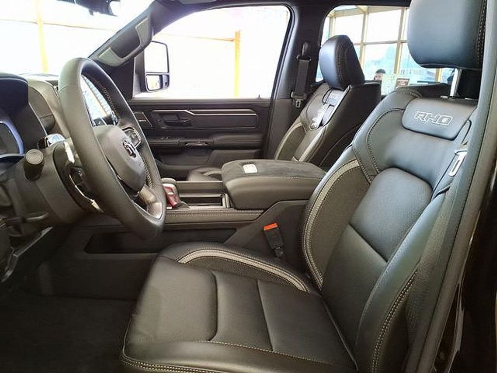 2026 RAM 1500 - photo 8