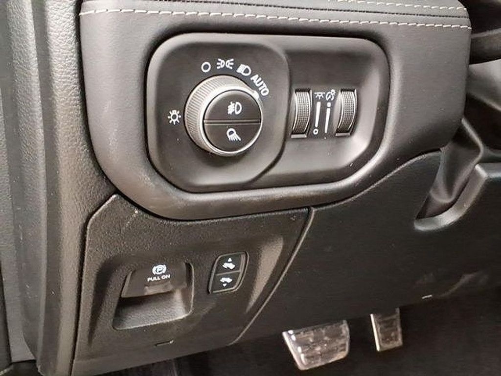 2026 RAM 1500 - photo 16