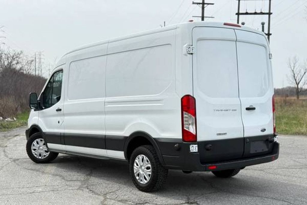 2017 FORD Transit cargo - photo 3