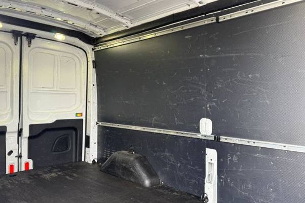 2017 FORD Transit cargo - photo 23