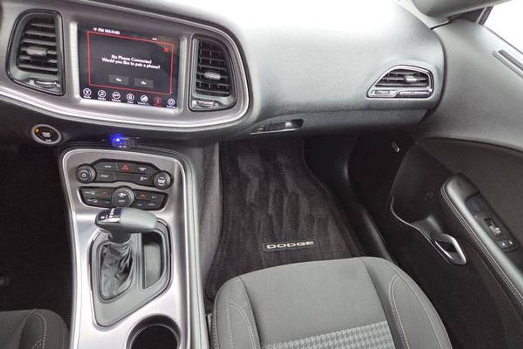 2017 DODGE Challenger - photo 19