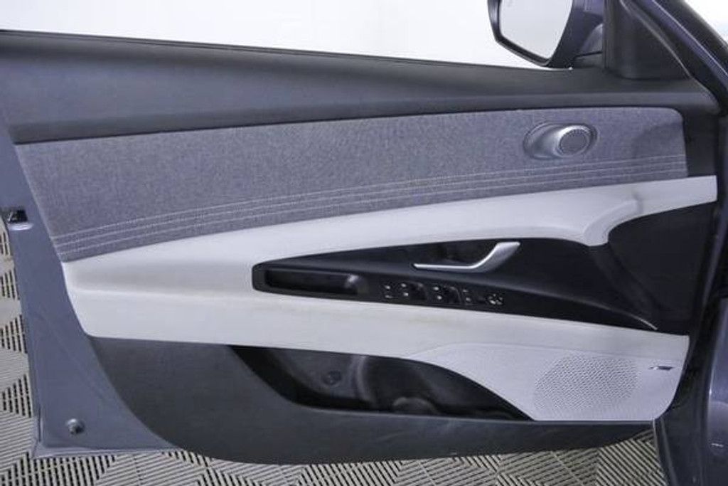 2024 HYUNDAI Elantra - photo 19
