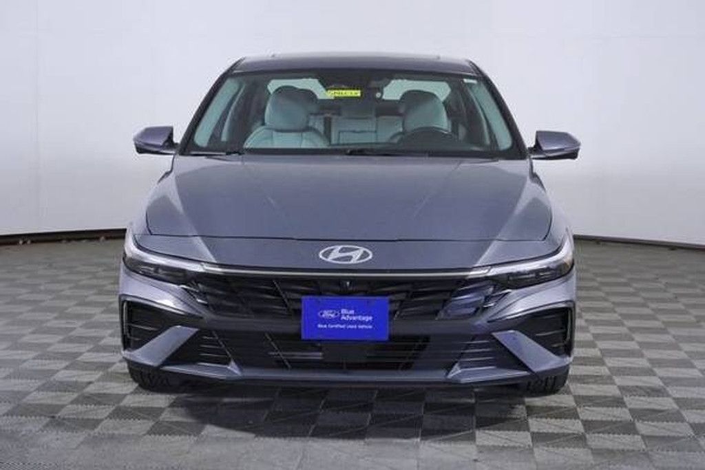 2024 HYUNDAI Elantra - photo 3