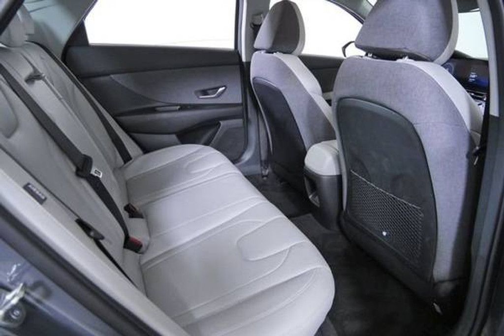 2024 HYUNDAI Elantra - photo 15