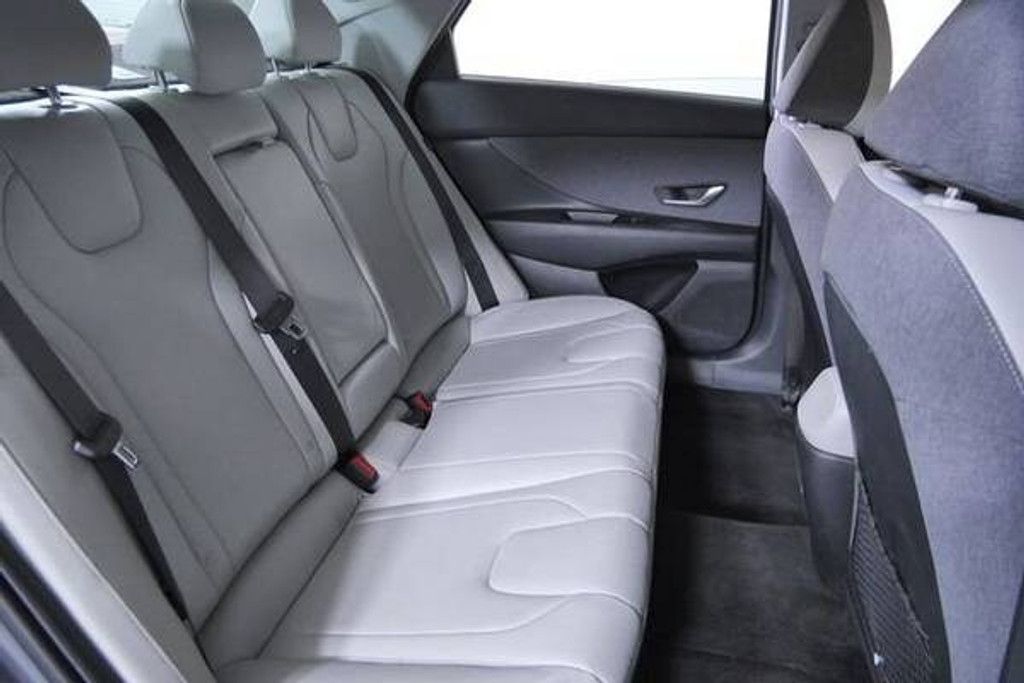 2024 HYUNDAI Elantra - photo 16