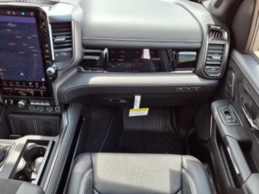 2026 RAM 1500 - photo 3