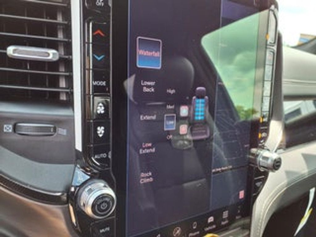 2026 RAM 1500 - photo 6