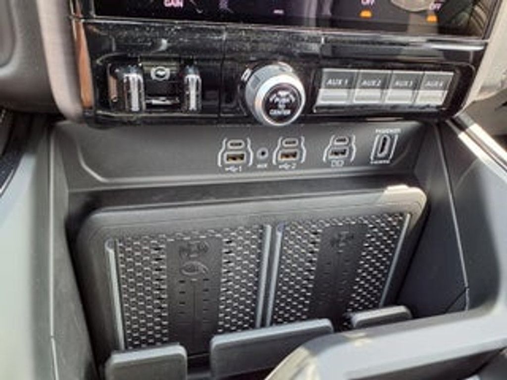 2026 RAM 1500 - photo 9