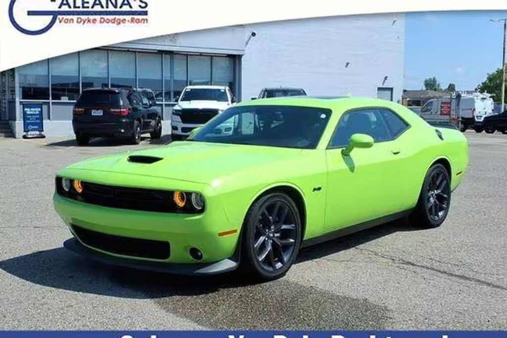 2023 DODGE Challenger - main photo