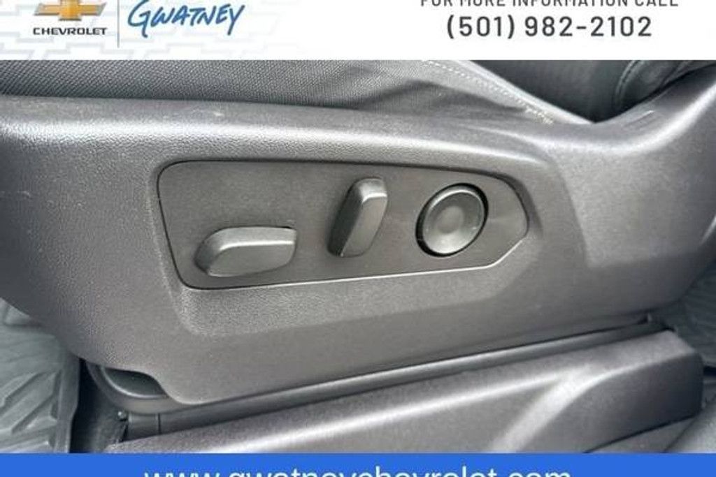 2023 CHEVROLET Silverado - photo 22