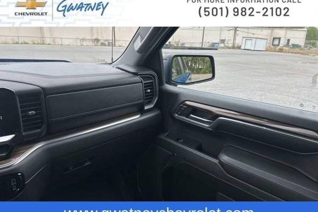 2023 CHEVROLET Silverado - photo 27