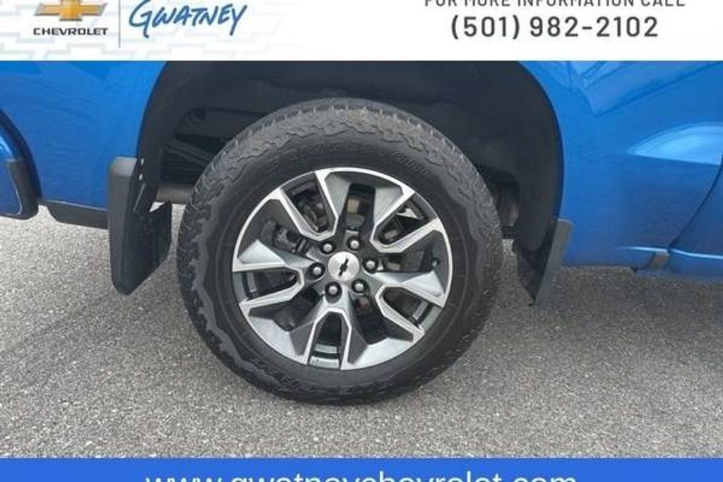 2023 CHEVROLET Silverado - photo 12
