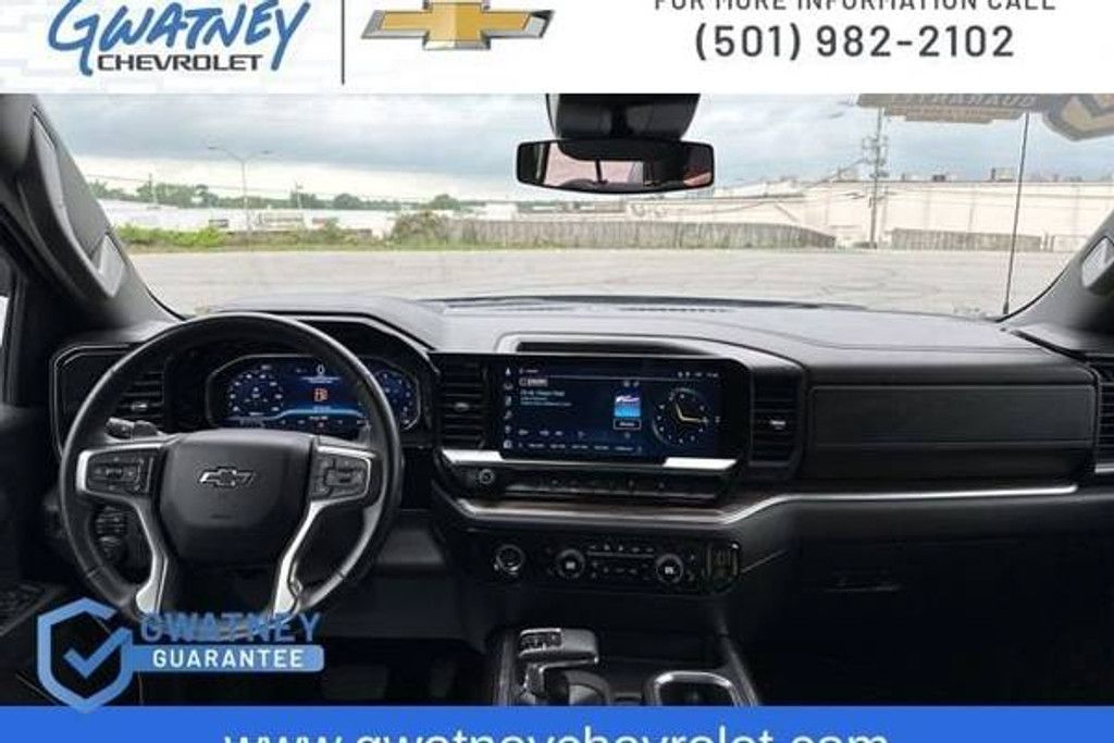 2024 CHEVROLET Silverado - photo 25