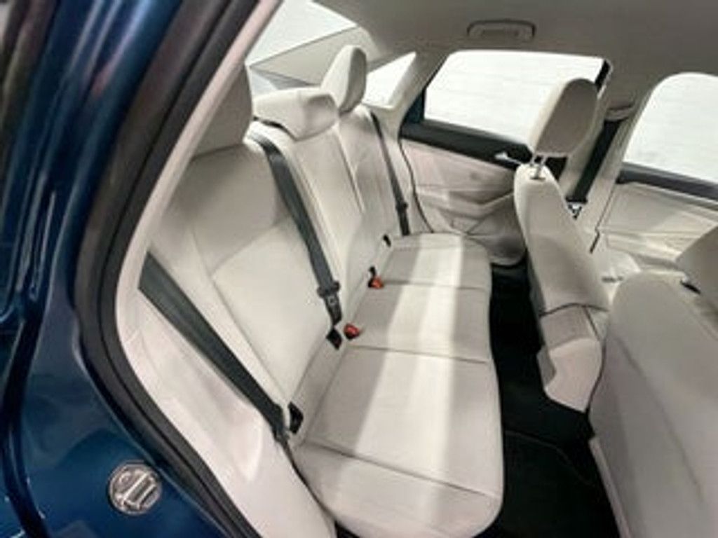 2020 SUBARU Outback - photo 23
