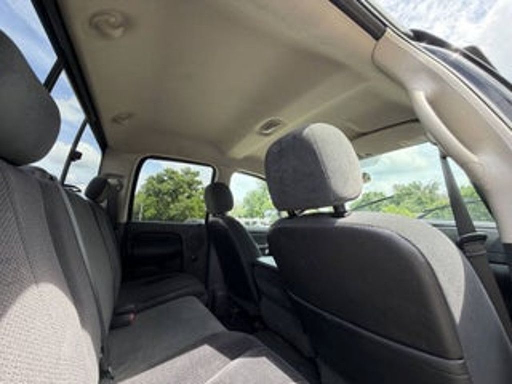 2005 DODGE Ram - photo 27