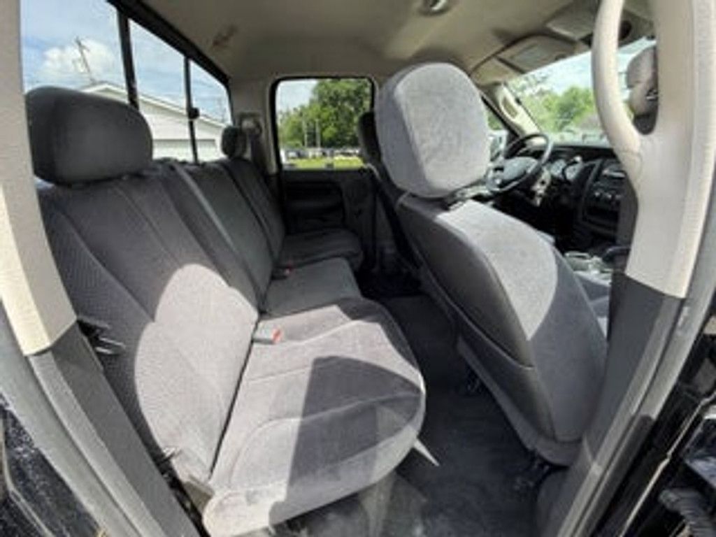2005 DODGE Ram - photo 29