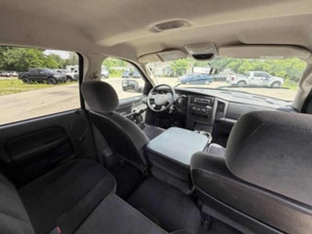 2005 DODGE Ram - photo 31